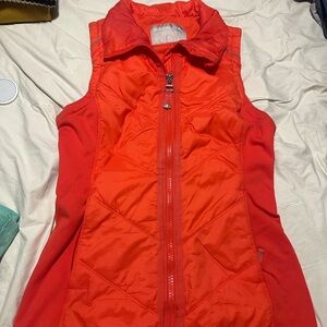 Athleta Vest Womens Small Rock Ridge PrimaLoft Puffer Full Zip Athletic